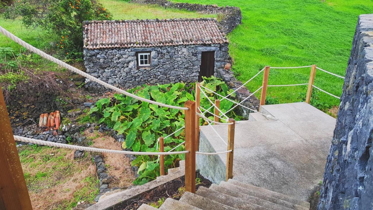 Casa Dos Caldeiras Bed and Breakfast Lajes do Pico Esterno foto